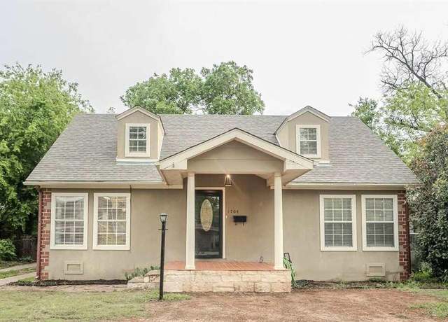Property at 1704 Woodrow Ave, Wichita Falls, TX 76301, 3 beds, 2 baths