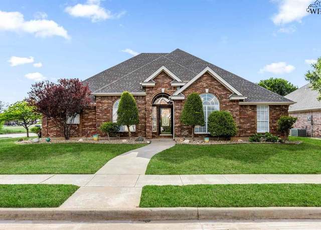 Property at 3510 Rugby Ln, Wichita Falls, TX 76310, 3 beds, 2 baths