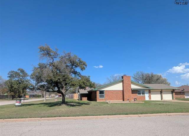 Property at 6713 Geronimo Dr Unit RV Parking + 2 Large Buil, Wichita Falls, TX 76310, 3 beds, 0.5 baths
