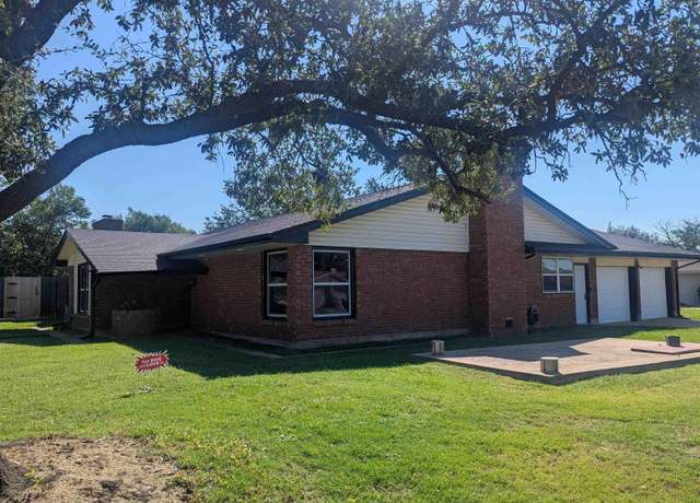 Property at 6713 Geronimo Dr, Wichita Falls, TX 76310, 3 beds, 0.5 baths