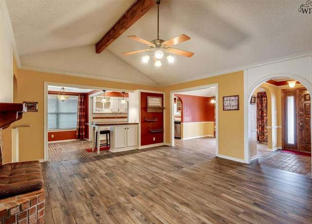 Property at 2733 Shepherds Gln, Wichita Falls, TX 76308, 4 beds, 2 baths