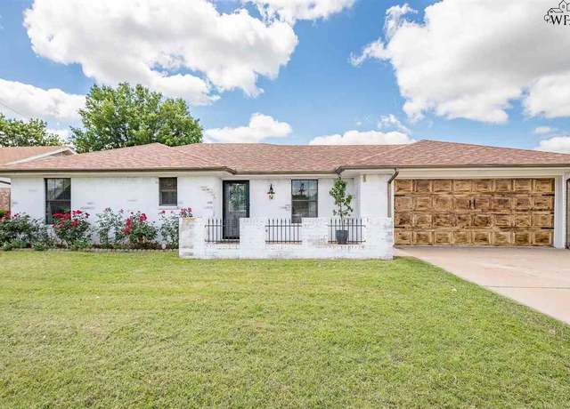 Property at 4319 Crestview, Wichita Falls, TX 76306, 3 beds, 2 baths