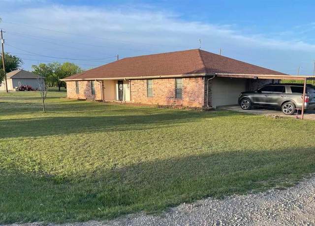 Property at 627 Pocahontas Trl, Wichita Falls, TX 76310, 4 beds, 2 baths
