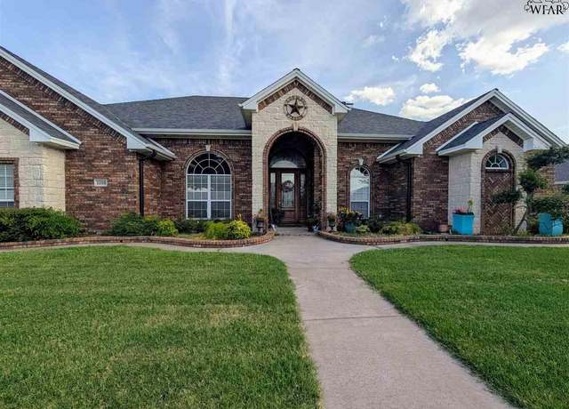 Property at 1100 Blue Jay St, Burkburnett, TX 76354, 3 beds, 3 baths