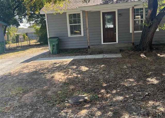 Property at 503 E Ruby Ave, Iowa Park, TX 76367, 3 beds, 1 bath