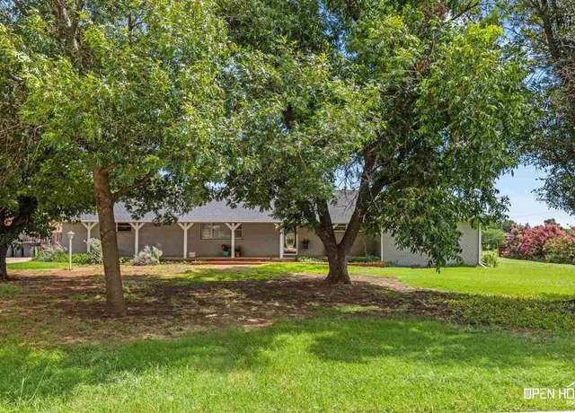 Property at 4521 Barbados Dr, Wichita Falls, TX 76308, 4 beds, 2 baths