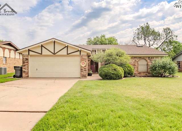 Property at 4502 Trailwood Dr, Wichita Falls, TX 76310, 3 beds, 2 baths