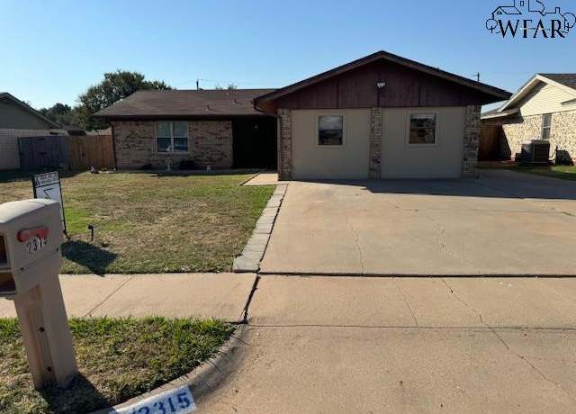 Property at 2315 Tinker Trl, Wichita Falls, TX 76306, 4 beds, 2 baths