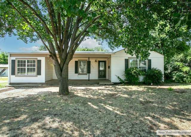 Property at 4303 Rhea Rd, Wichita Falls, TX 76308, 3 beds, 0.5 baths