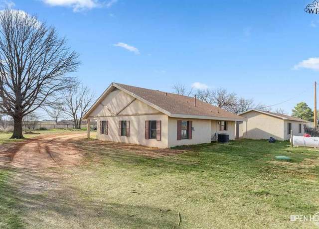 Property at 213 Dockman Dr, Wichita Falls, TX 76305, 3 beds, 1 bath
