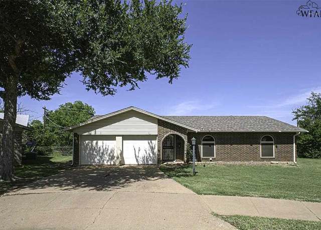 Property at 5 Brandy Ln, Wichita Falls, TX 76306, 3 beds, 2 baths