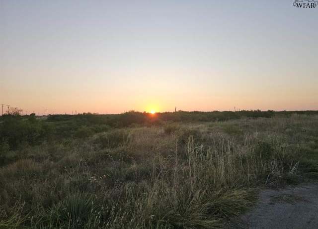 Property at 2904 W Fm 367, Iowa Park, TX 76367