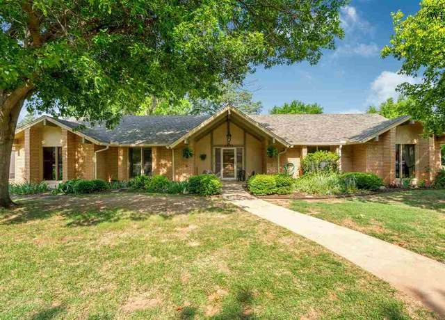 Property at 4529 Shady Ln, Wichita Falls, TX 76309, 4 beds, 0.5 baths