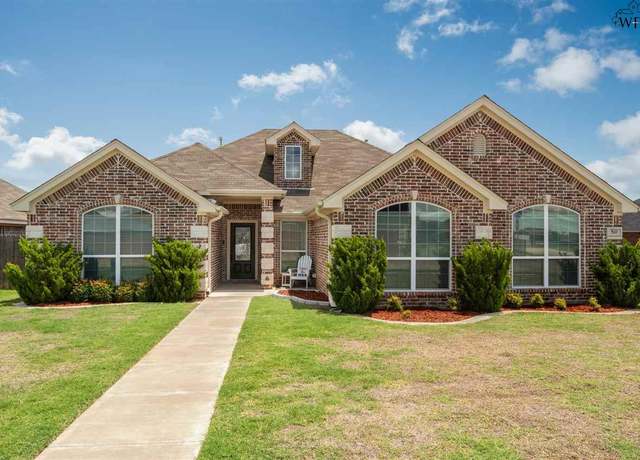 Property at 5111 Reyes St, Wichita Falls, TX 76306, 4 beds, 2 baths