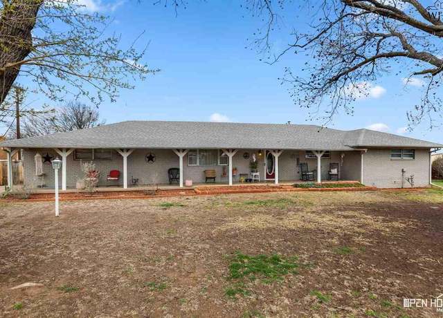 Property at 4102 Rivercrest Dr, Wichita Falls, TX 76309, 3 beds, 2 baths
