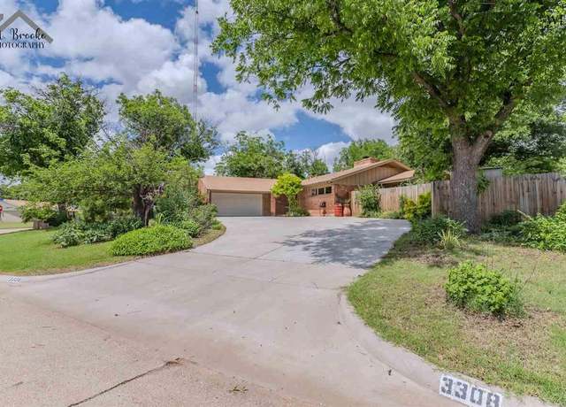 Property at 3308 Arrowhead Dr, Wichita Falls, TX 76309, 3 beds, 2 baths