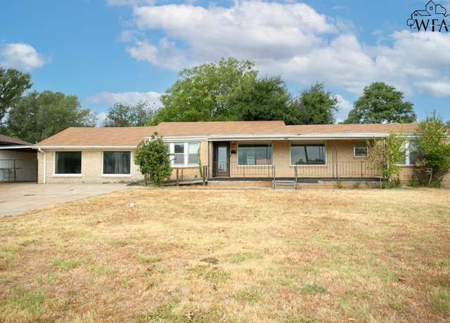 Property at 1006 Cedar Ave, Wichita Falls, TX 76309, 3 beds, 2 baths