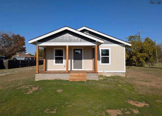 Property at 4804 Pasadena Ave, Wichita Falls, TX 76310, 3 beds, 2 baths