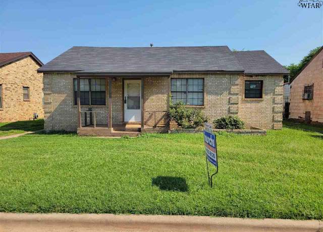 Property at 1504 N 9th St, Wichita Falls, TX 76306, 3 beds, 1 bath