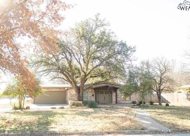 Property at 2613 Bretton Rd, Wichita Falls, TX 76308, 4 beds, 3 baths