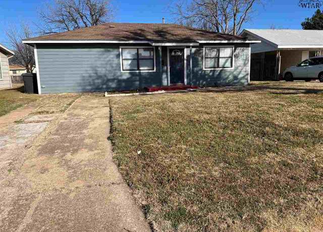 Property at 2908 Cunningham Dr, Wichita Falls, TX 76308, 3 beds, 2 baths