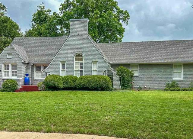 Property at 2417 Berkeley Dr, Wichita Falls, TX 76308, 3 beds, 2 baths