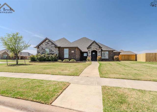 Property at 4810 Lamplighter Ln, Wichita Falls, TX 76308, 4 beds, 3 baths