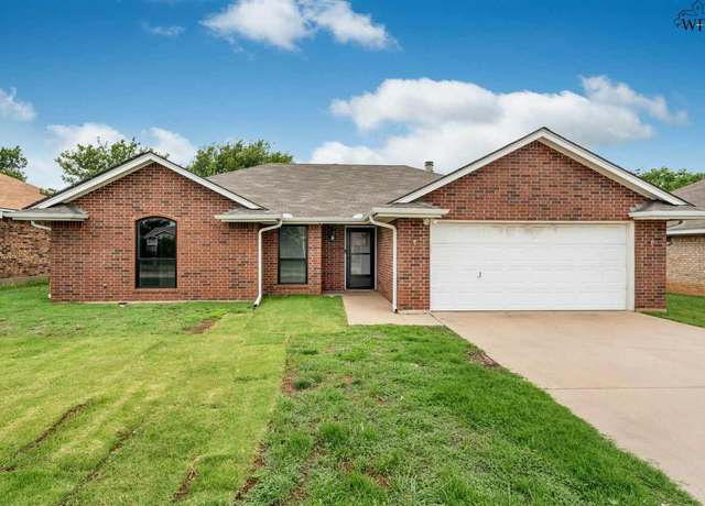 Property at 5214 Dewey St, Wichita Falls, TX 76306, 3 beds, 2 baths