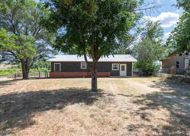 Property at 1001 Miller Shores Rd, Henrietta, TX 76365, 2 beds, 1 bath