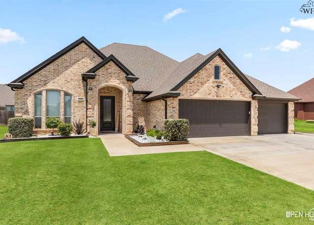 Property at 5690 Black Stone Dr, Wichita Falls, TX 76310, 4 beds, 0.5 baths