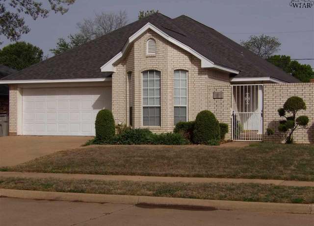 Property at 4836 Shenandoah Dr, Wichita Falls, TX 76310, 3 beds, 2 baths