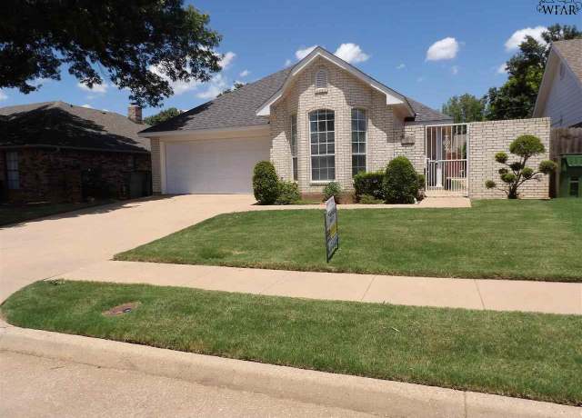 Property at 4836 Shenandoah Dr, Wichita Falls, TX 76310, 3 beds, 2 baths