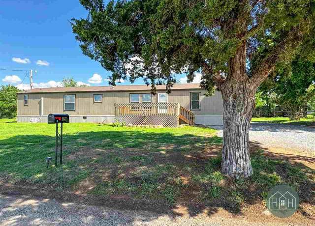 Property at 3617 Kelly St, Vernon, TX 76384, 3 beds, 2 baths