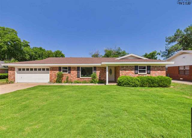 Property at 2805 Barrywood Dr, Wichita Falls, TX 76309, 4 beds, 0.5 baths