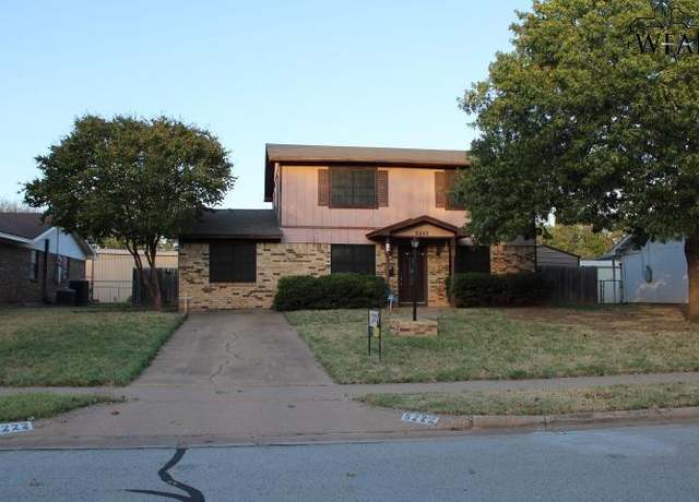 Property at 5222 Jamaica Dr, Wichita Falls, TX 76310, 5 beds, 2 baths