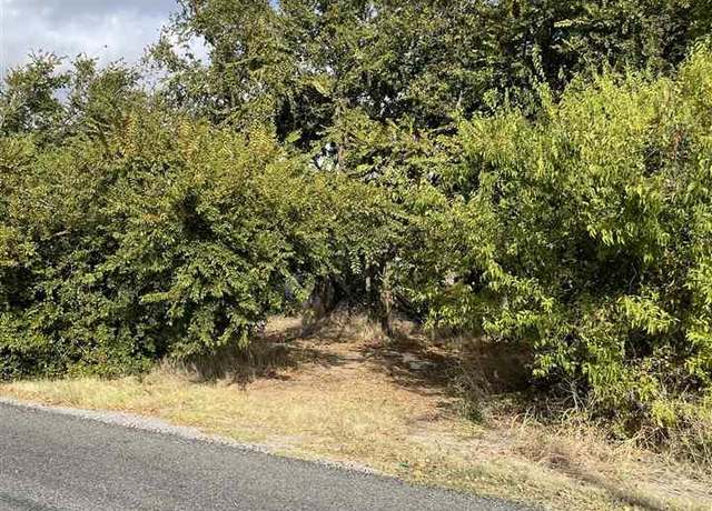 Property at 1511 Hampton Rd, Wichita Falls, TX 76301