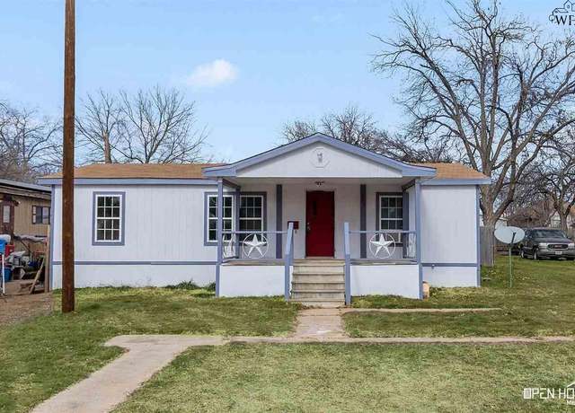 Property at 205 W 1st St, Burkburnett, TX 76354, 3 beds, 2 baths