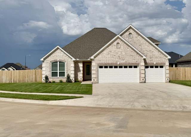 Property at 6111 Saige Dr, Wichita Falls, TX 76310, 4 beds, 0.5 baths