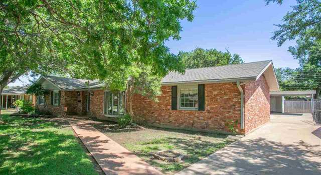 Photo of 2711 Darwin Dr, Wichita Falls, TX 76308