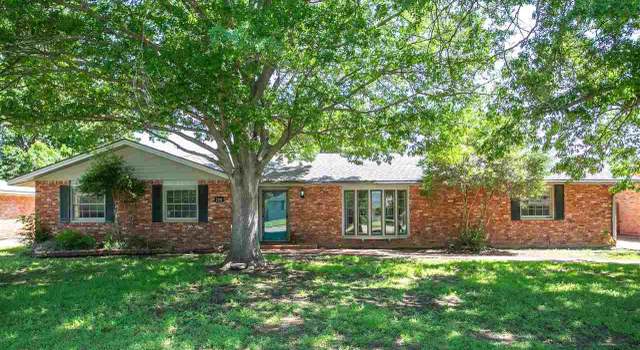 Photo of 2711 Darwin Dr, Wichita Falls, TX 76308