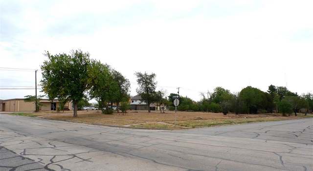 Photo of 1101 Burnett St, Wichita Falls, TX 76301