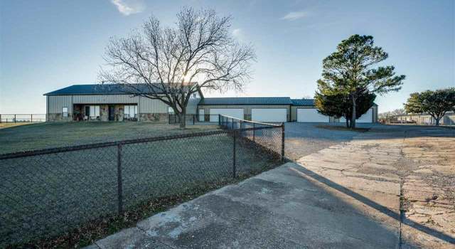 Photo of 894 Mesa Rd, Wichita Falls, TX 76305