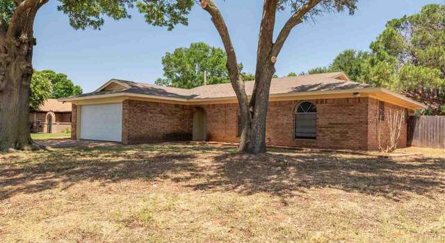Photo of 1321 Amherst St, Burkburnett, TX 76354