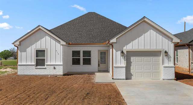 Photo of 410 S Cherry St, Holliday, TX 76366