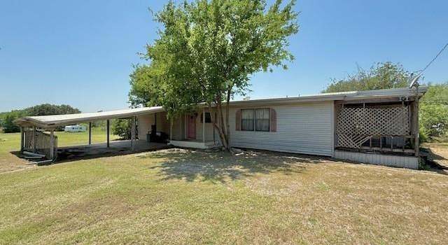 Photo of 309 Navajo Trl, Henrietta, TX 76365