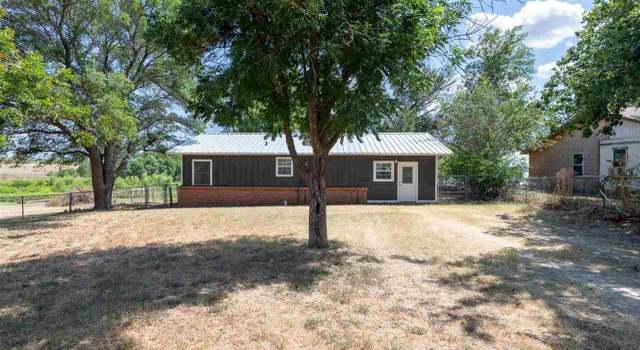 Photo of 1001 Miller Shores Rd, Henrietta, TX 76365