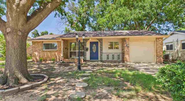 Photo of 5120 Parklane Dr, Wichita Falls, TX 76310