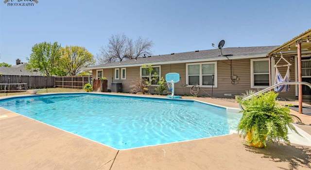Photo of 816 S Ash St, Archer City, TX 76351