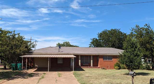 Photo of 109 W Summit Ave, Electra, TX 76360