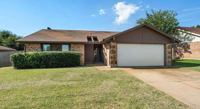 Photo of 5417 Pebblestone Dr, Wichita Falls, TX 76306